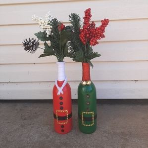 Santa and elf christmas vases